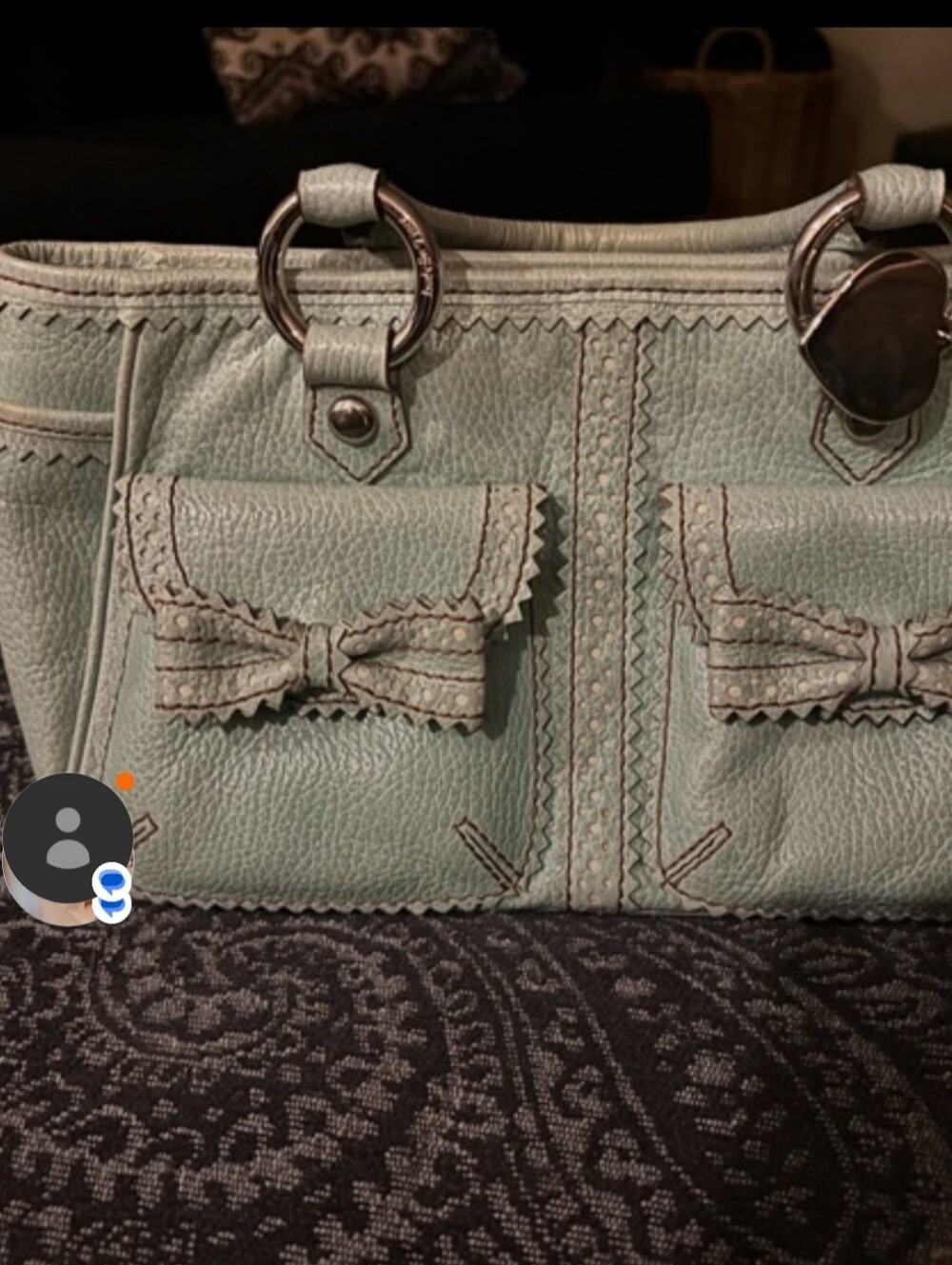 Isabella Fiore Green Leather Shoulder Bag with Structured Design